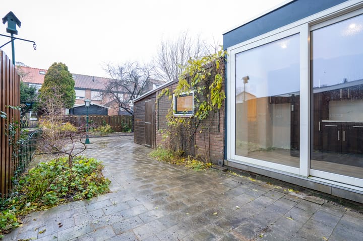 Foto 4 van Douwes Dekkerstraat 10