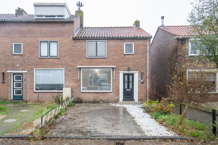 View photo 5 of Douwes Dekkerstraat 10