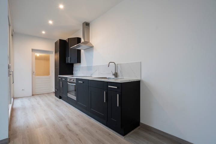 Foto 3 van Douwes Dekkerstraat 10