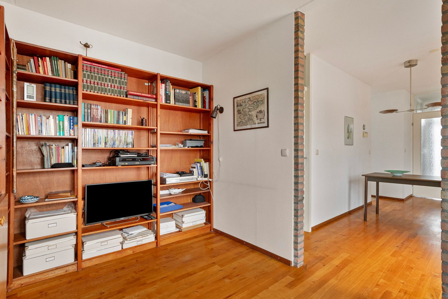 Foto 10 van Mensinge 1-C