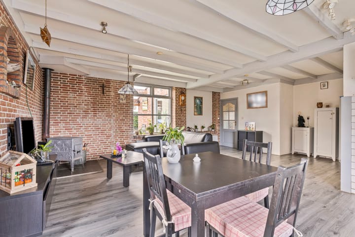 Foto 9 van Mereltjesstraat 10-A