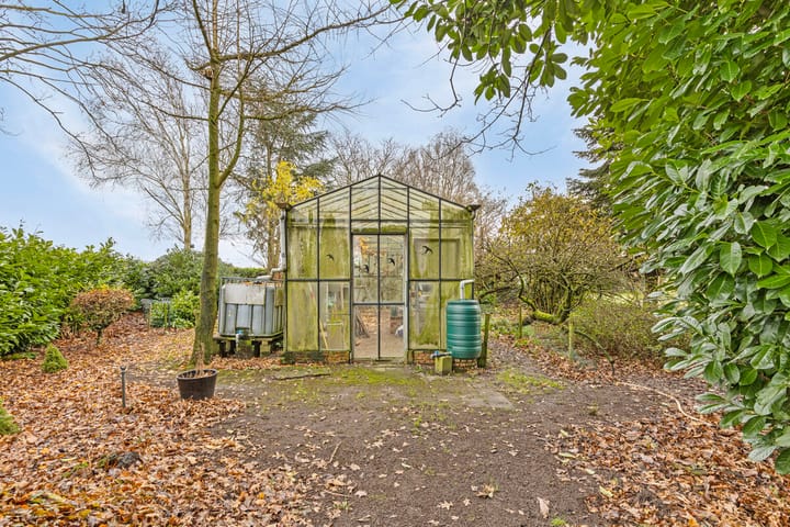 Foto 34 van Mereltjesstraat 10-A