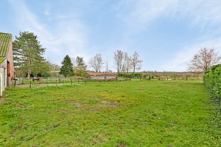 Foto 35 van Mereltjesstraat 10-A