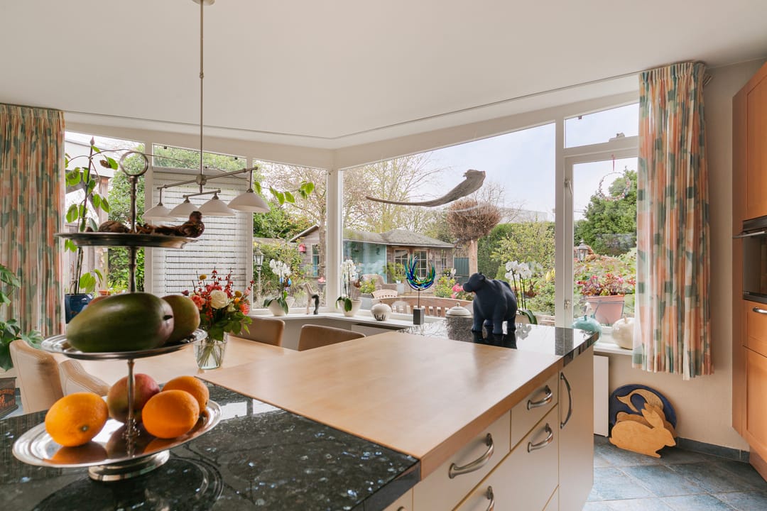 Photo 11 of Zalmstraat 2-B