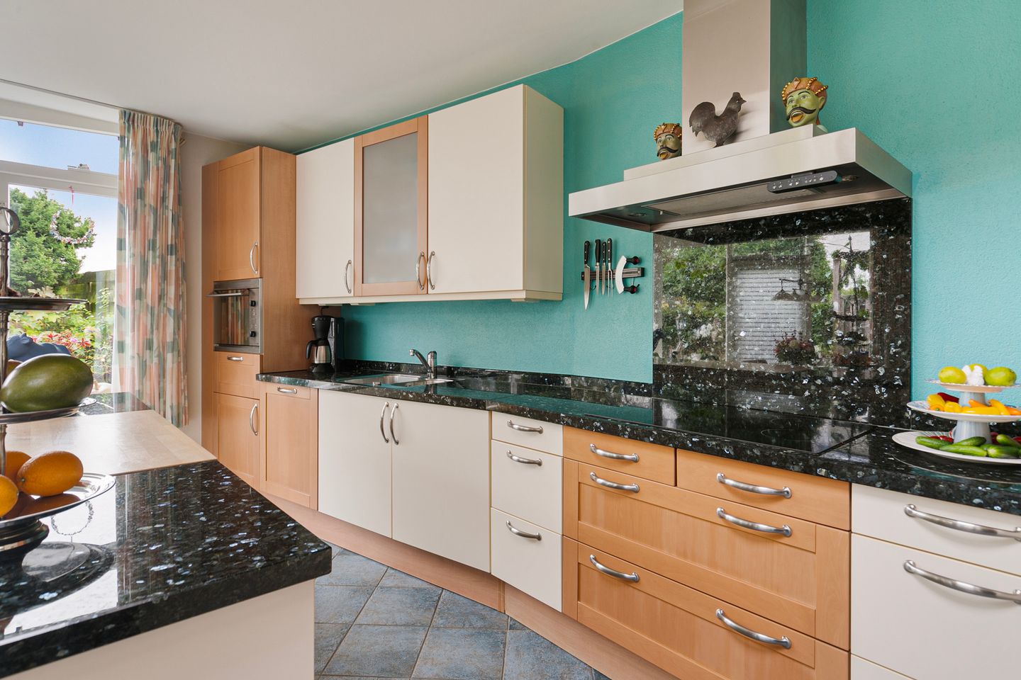 Photo 14 of Zalmstraat 2-B