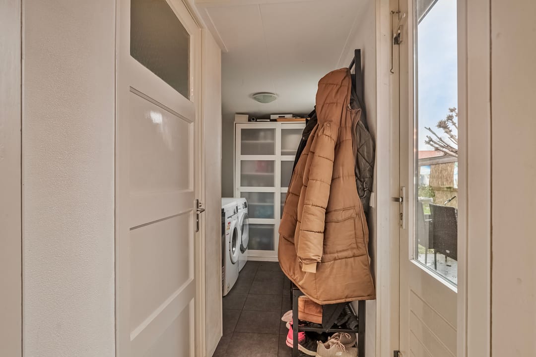 Photo 13 of Tsjerkestrjitte 23