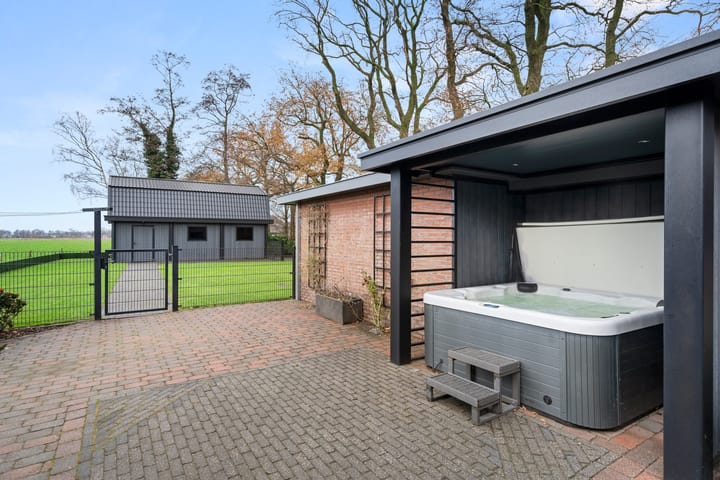 Foto 56 van Nederwoudseweg 5-A