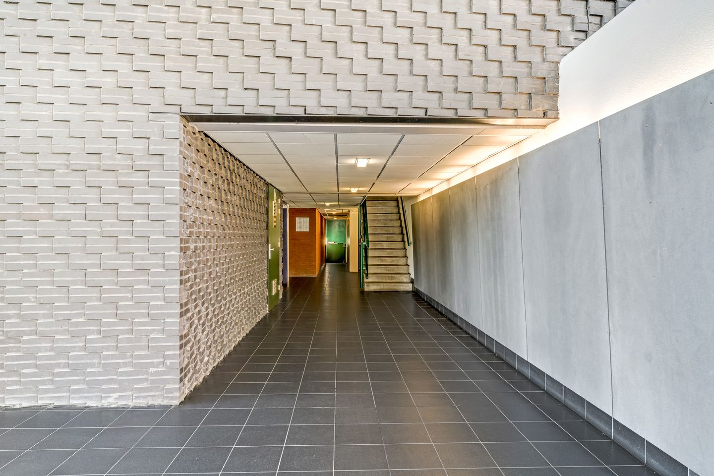 Photo 20 of Borneolaan 281