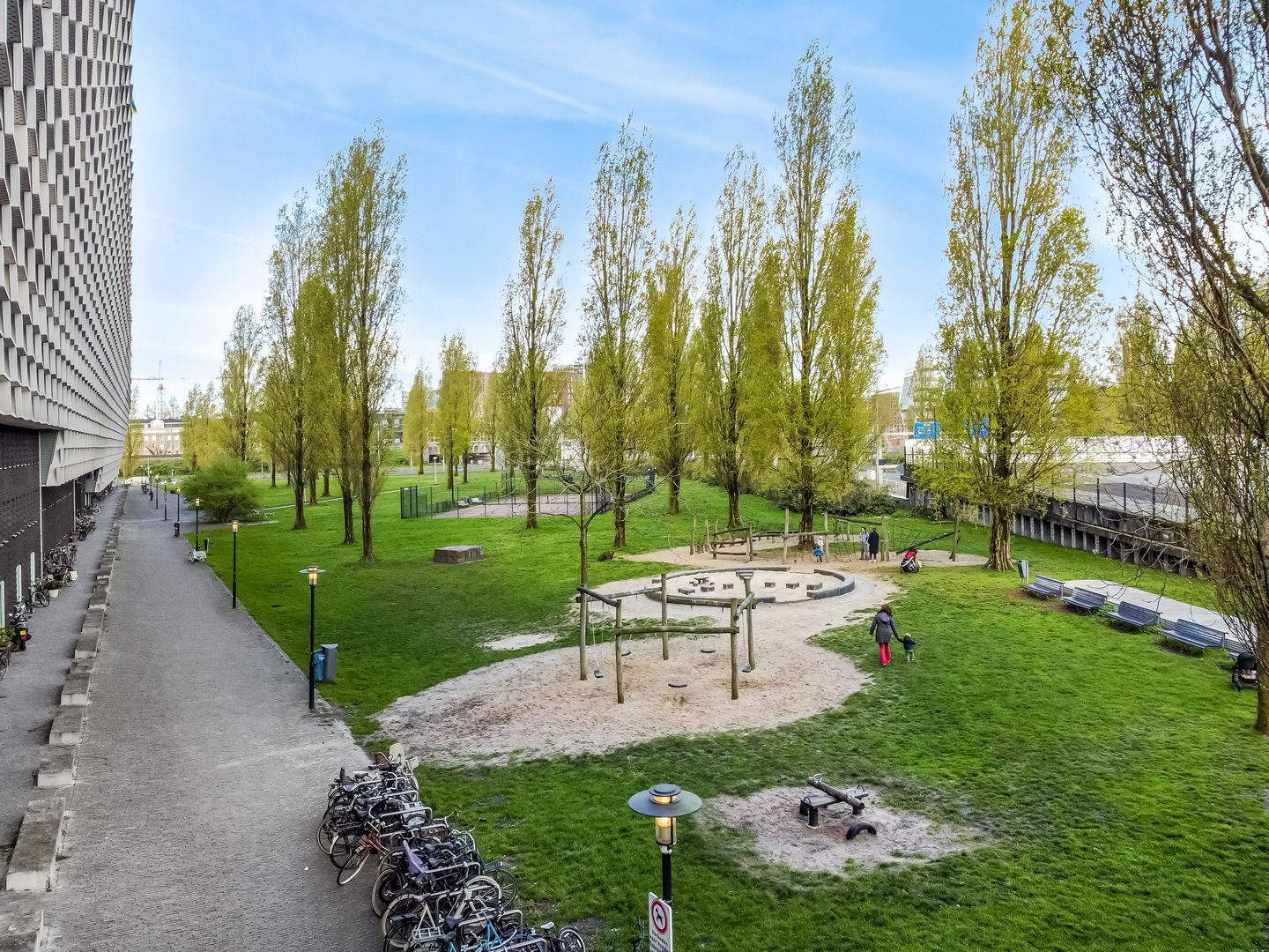 Photo 25 of Borneolaan 281