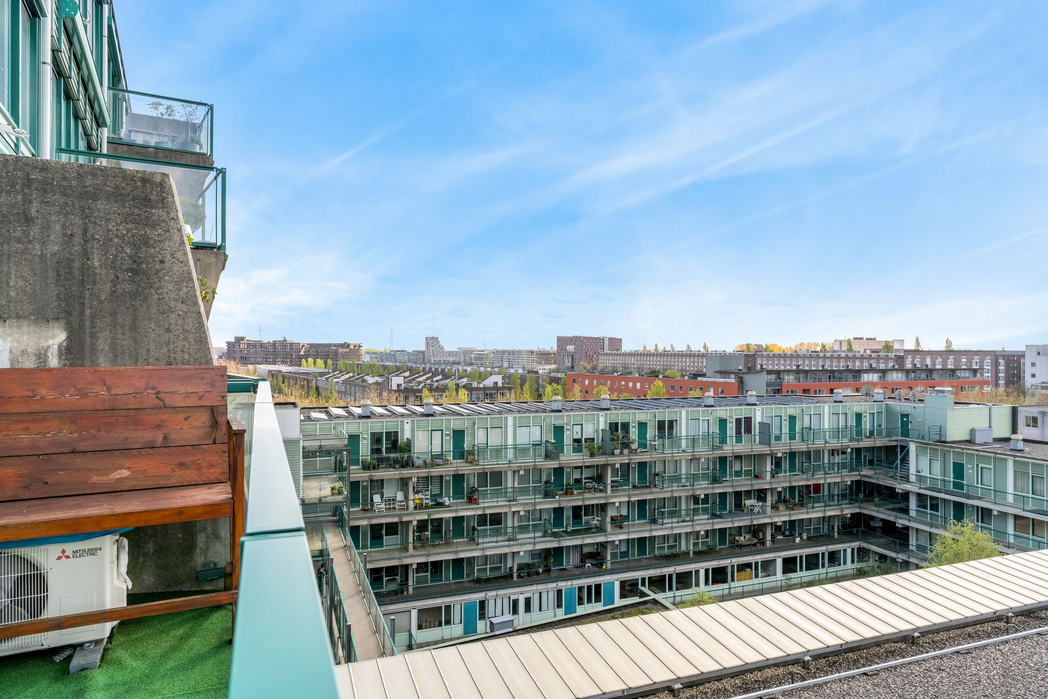 Photo 24 of Borneolaan 281