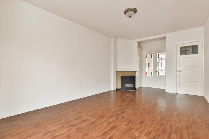 Foto 11 van Reinier Claeszenstraat 4-B1