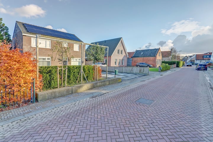 Bekijk foto 2 van Nieuwe Kerkstraat 10