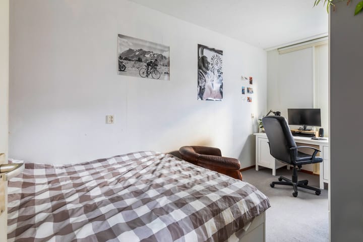 Foto 15 van Graaf Balderikstraat 77