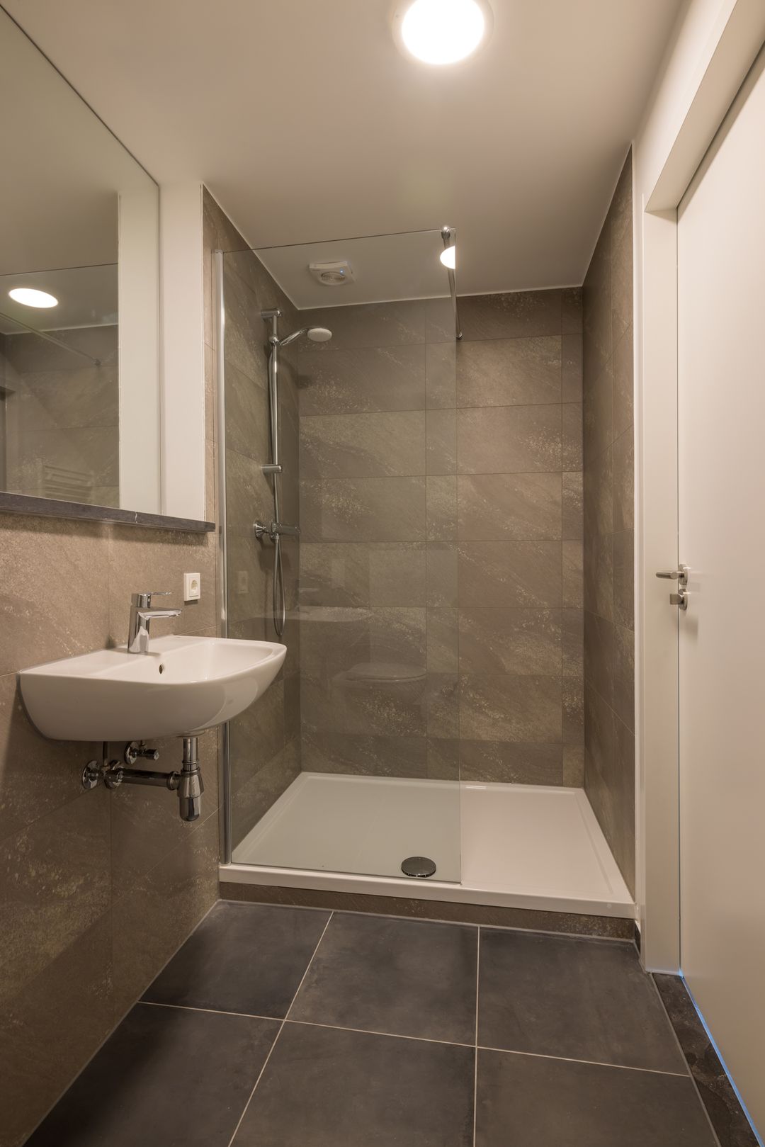 Foto 8 van Veldhovenring 37-05