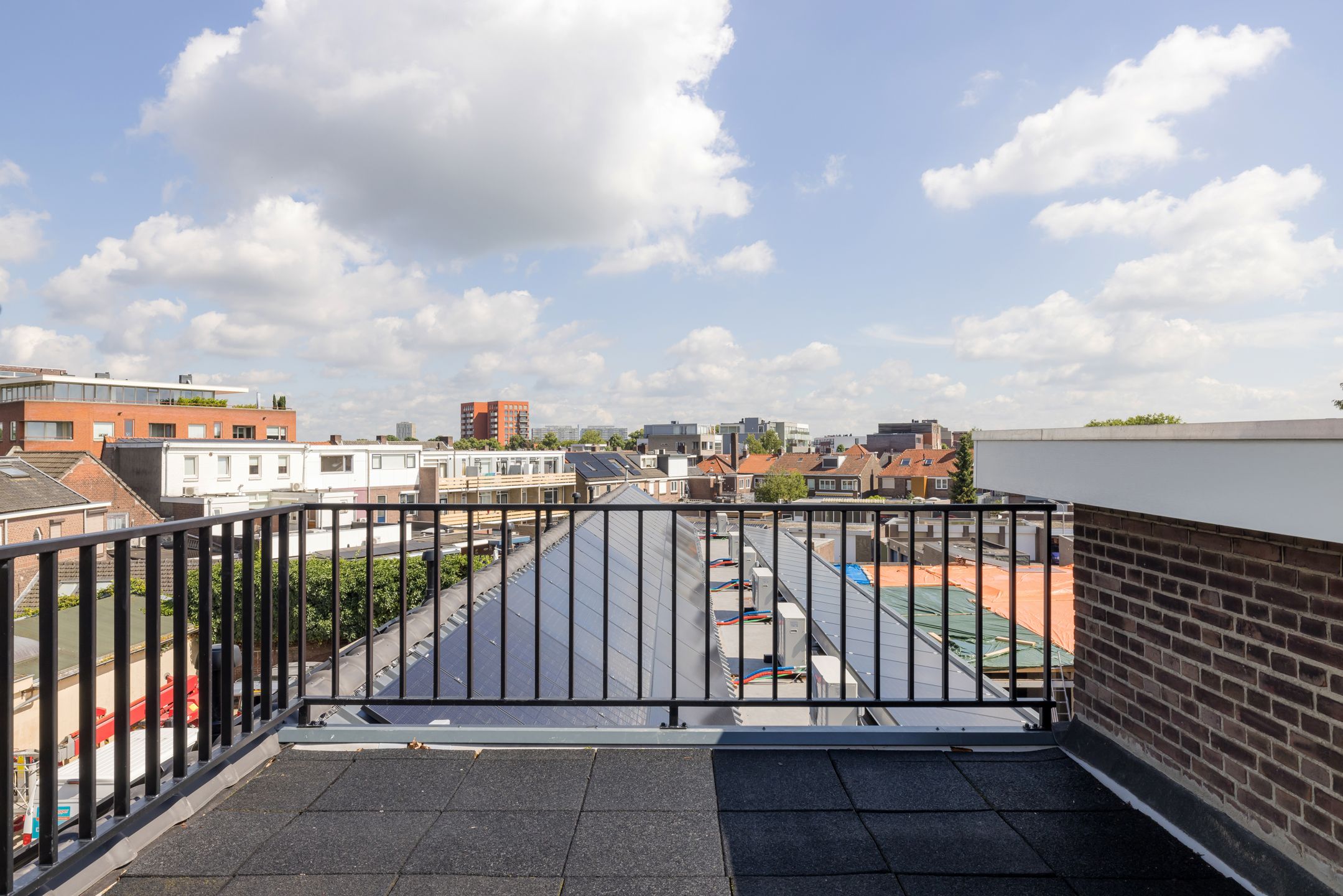 Foto 9 van Veldhovenring 37-05