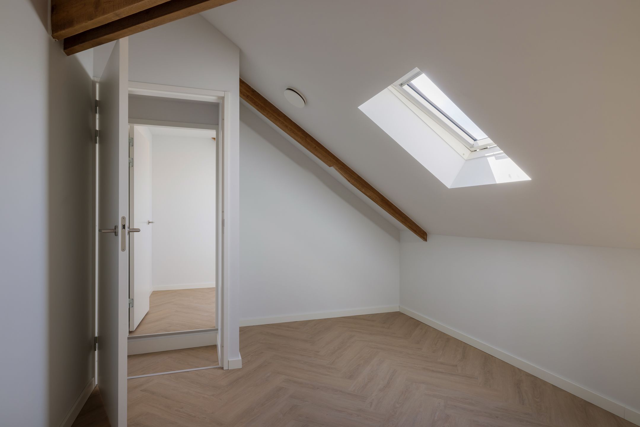 Foto 12 van Veldhovenring 37-05