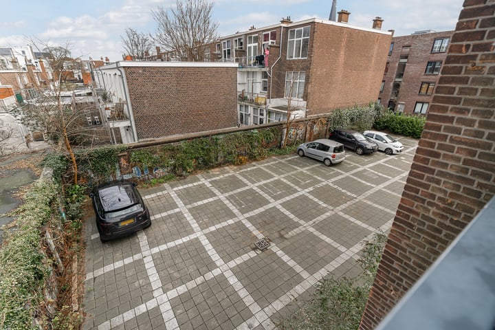 Bekijk foto 42 van Kepplerstraat 297