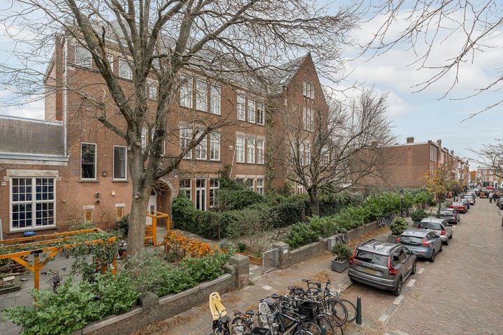 Bekijk foto 44 van Kepplerstraat 297