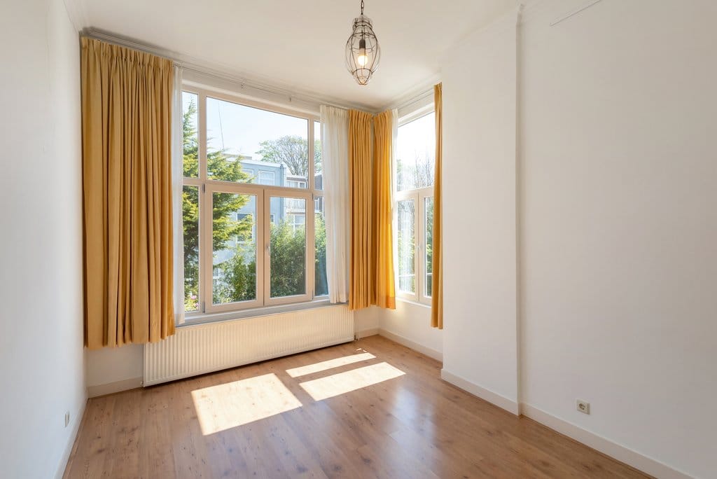 Foto 10 van Van Beverningkstraat 250