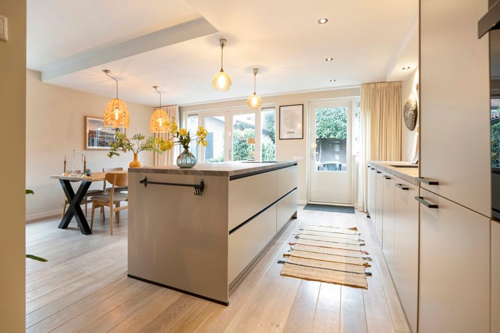 Foto 9 van C. Evertsenstraat 38