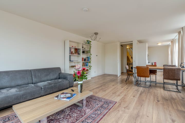 Photo 9 of Heinenoordstraat 2-B