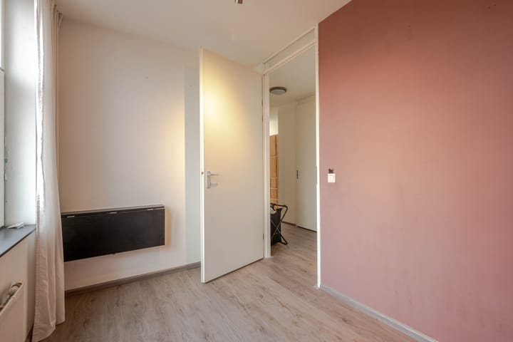 Photo 19 of Heinenoordstraat 2-B