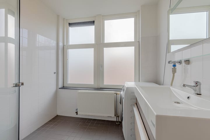 Photo 23 of Heinenoordstraat 2-B