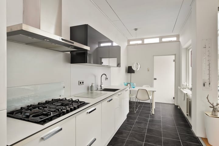 Foto 5 van Mr. P.J. Troelstraweg 162