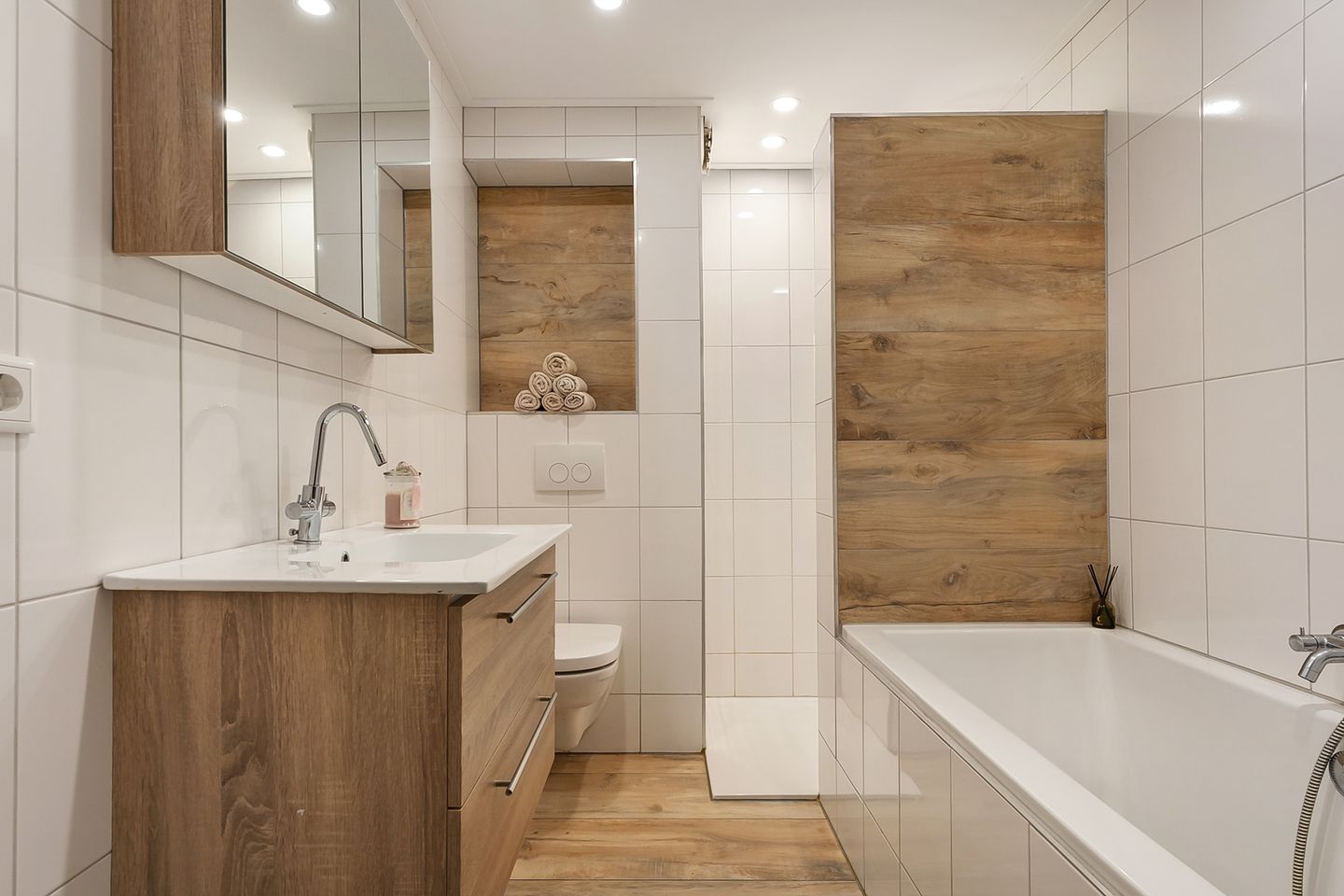 Foto 34 van Ten Utlodreef 14