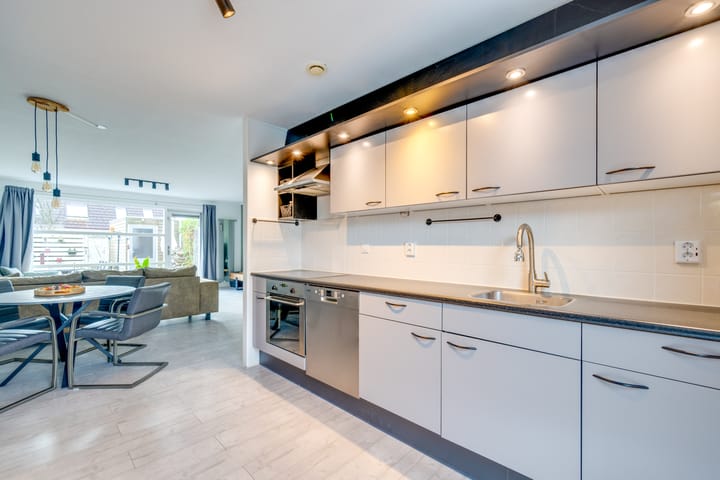 Foto 8 van Schardamstraat 24