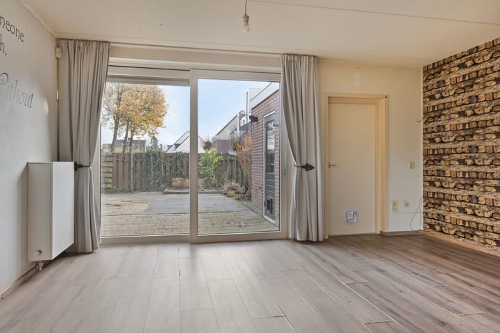 Foto 9 van Steenakker 155