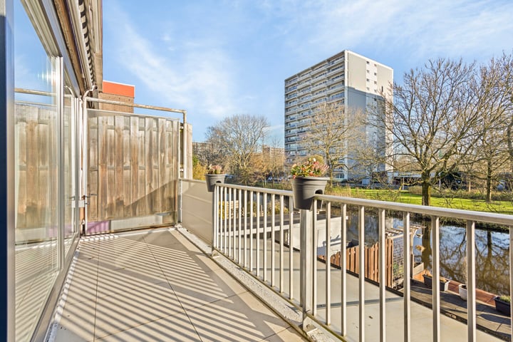 Bekijk foto 32 van Meeuwstraat 98