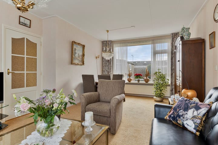 Foto 11 van Ooststraat 1