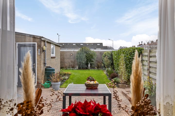 Foto 14 van Ooststraat 1