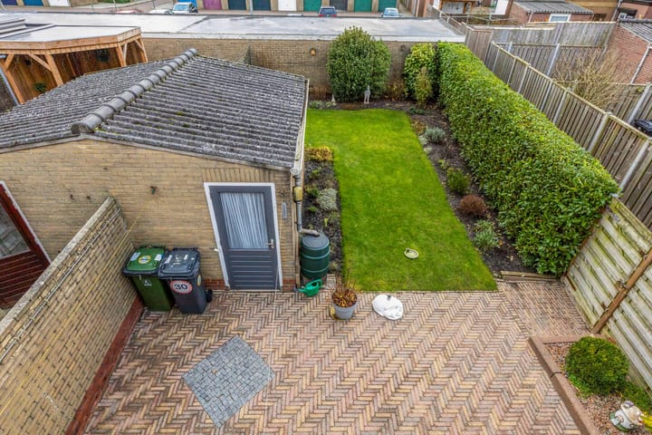 Foto 28 van Ooststraat 1