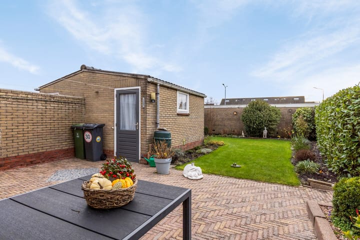 Foto 34 van Ooststraat 1