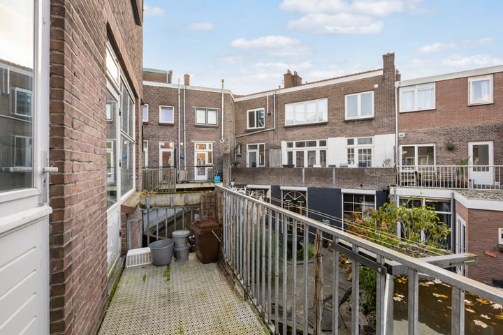 Bekijk foto 14 van Weltevredenstraat 61