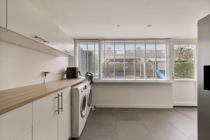 Foto 15 van Galmeidijk 8