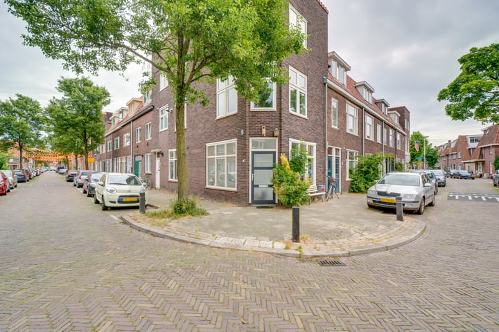 Bekijk foto 1 van Nicolaas Sopingiusstraat 1