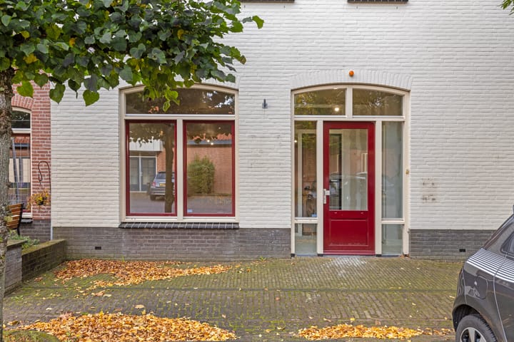 Foto 4 van Burgemeester Rijpstrastr 14-B