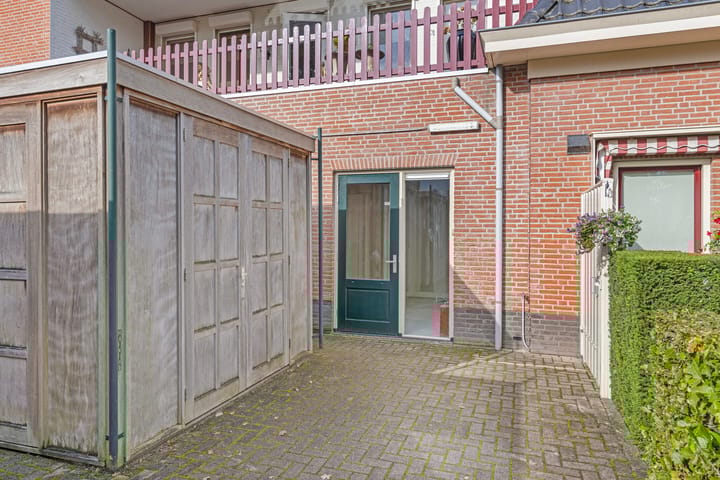 Foto 21 van Burgemeester Rijpstrastr 14-B