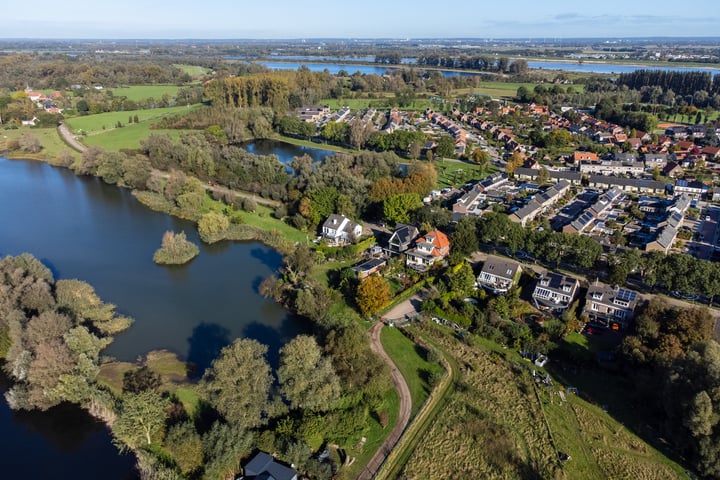 Bekijk foto 55 van Kerkdijk 8