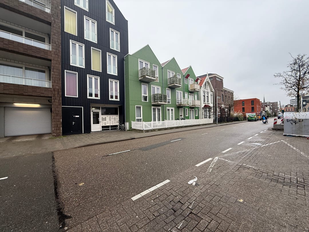 Photo 2 of Vinkenstraat 40-E