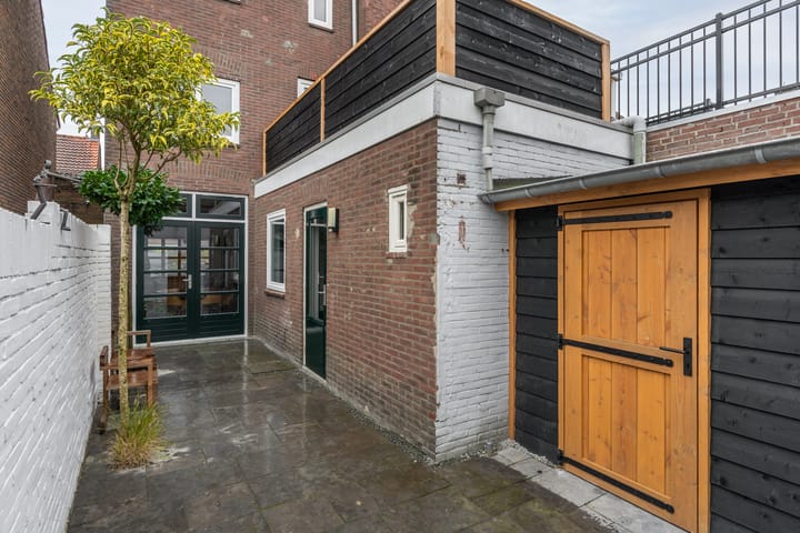 Foto 24 van Esdoornstraat 8