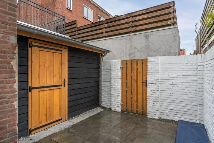 Foto 25 van Esdoornstraat 8