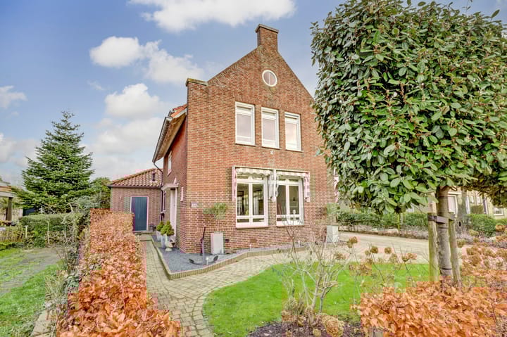 Foto 12 van Regenboogstraat 34