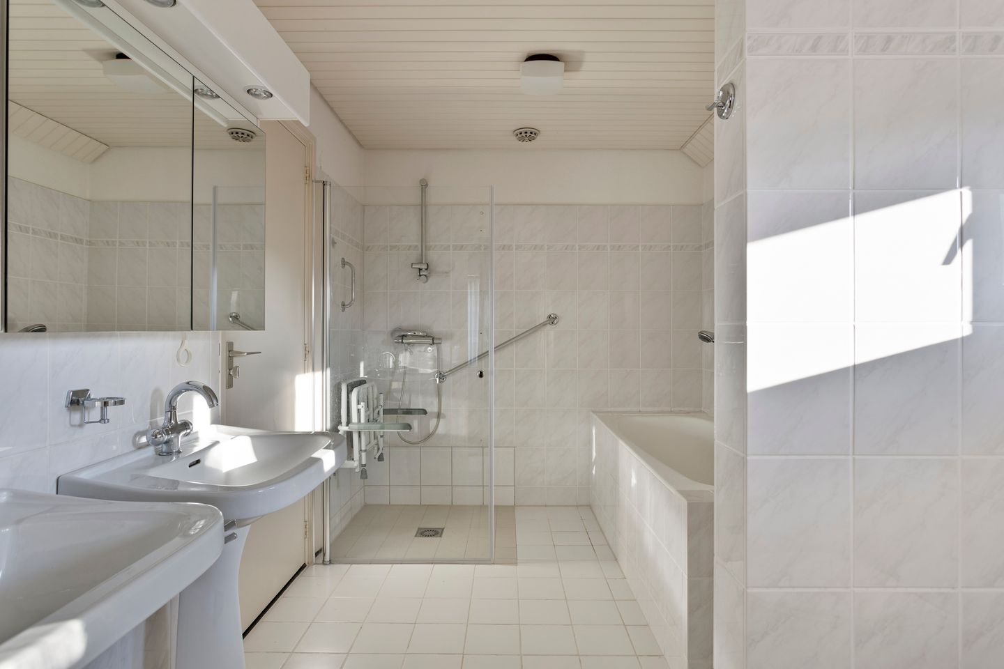 Foto 19 van Zandoerleseweg 15-A