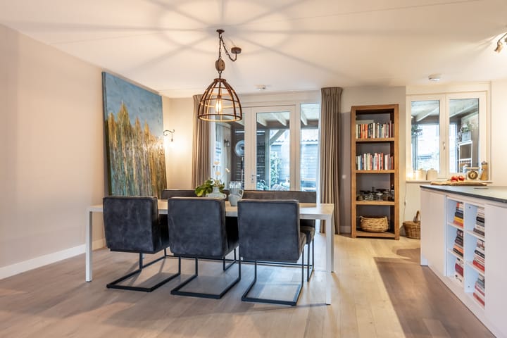 Foto 15 van Bijenkorf 22