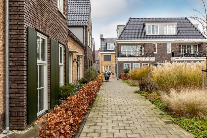 Foto 7 van Bijenkorf 22