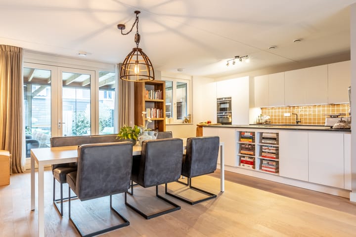 Foto 16 van Bijenkorf 22